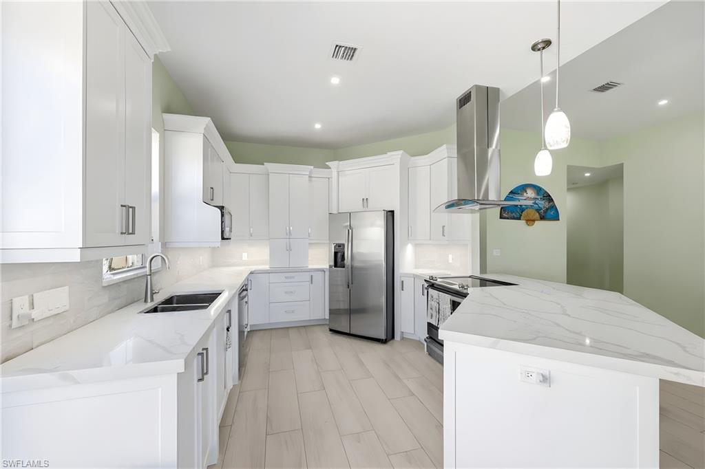 VERONA WALK - Residential