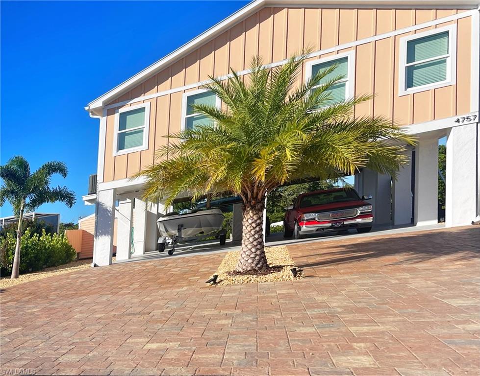 SPRING CREEK VILLAGE - Land