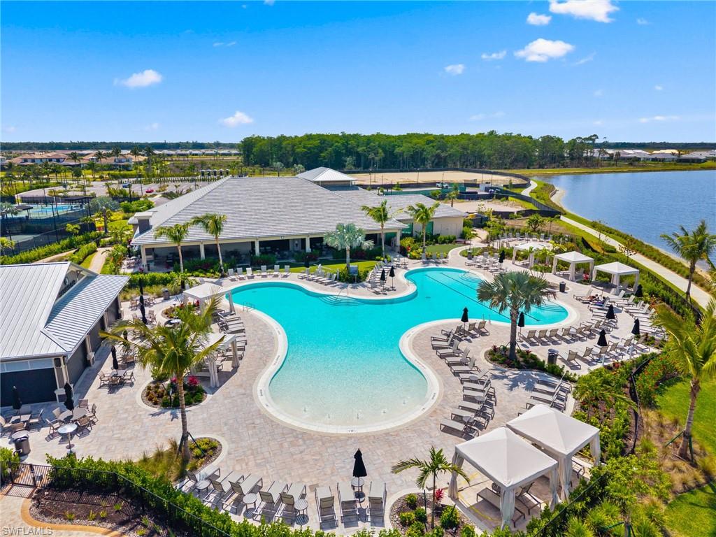 ESPLANADE BY THE ISLANDS - Residential