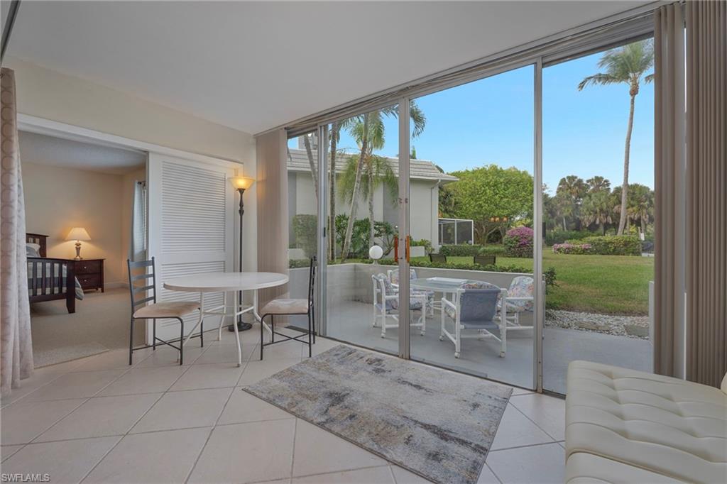 MONTEGO MANOR - Residential