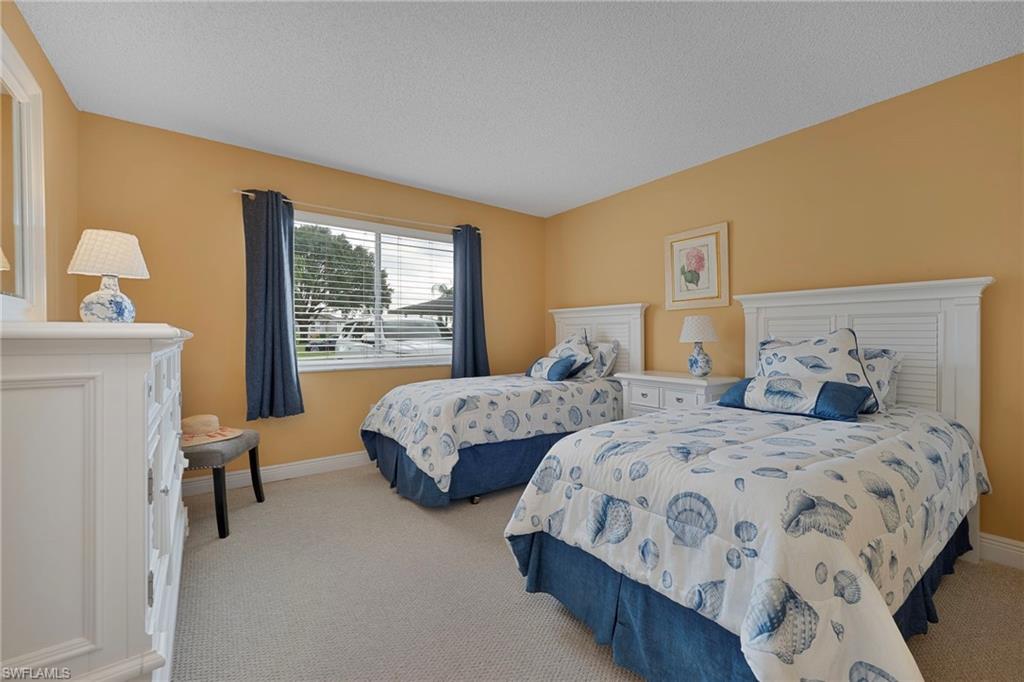 MONTEGO MANOR - Residential