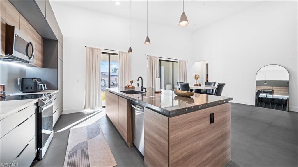 NOT APPLICABLE - Residential Lease