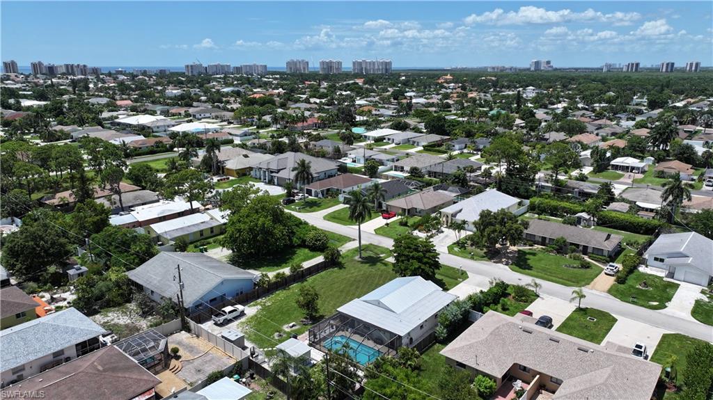 NAPLES PARK - Residential
