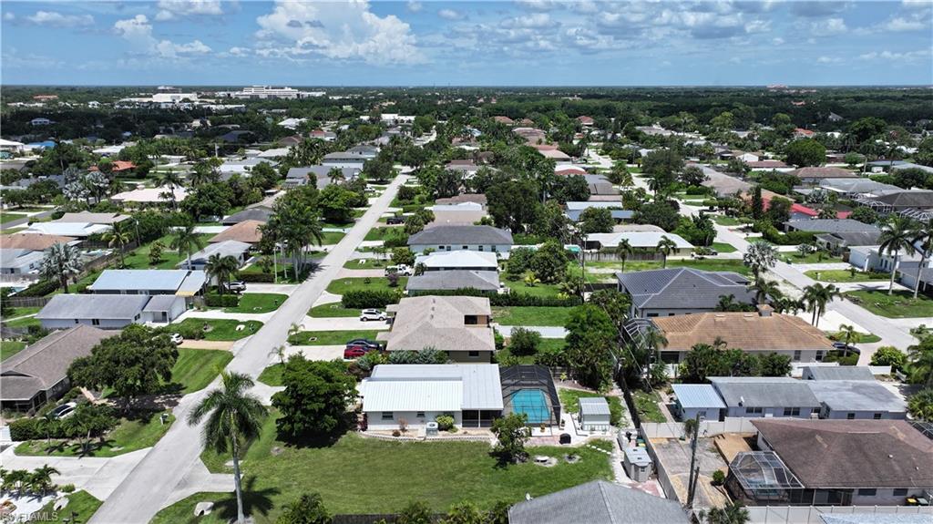 NAPLES PARK - Residential