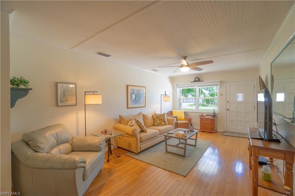 NAPLES PARK - Residential