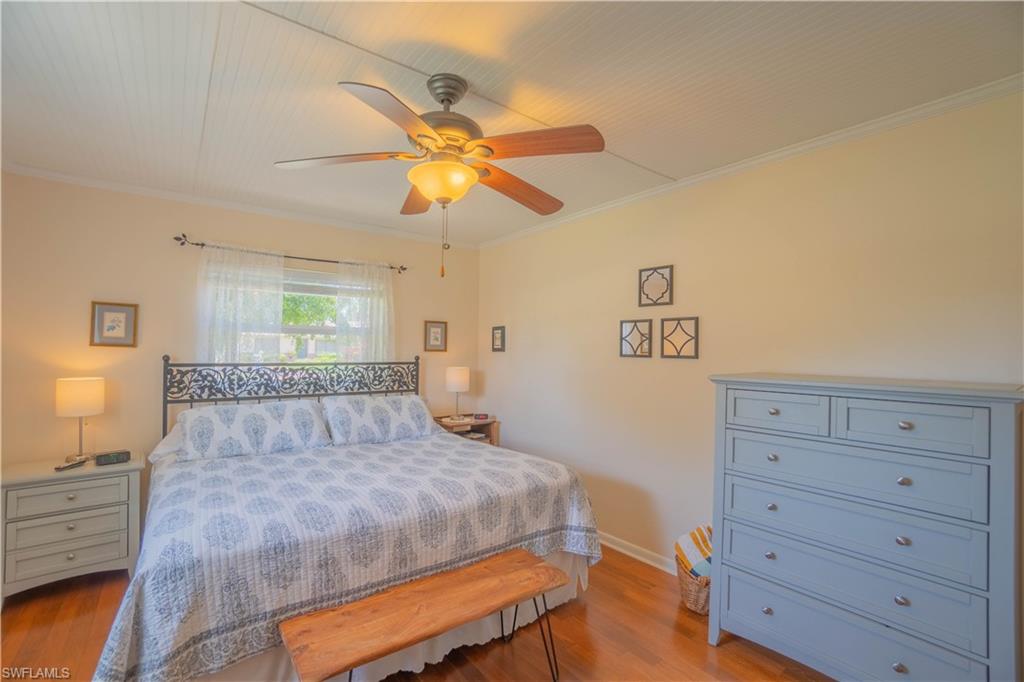 NAPLES PARK - Residential