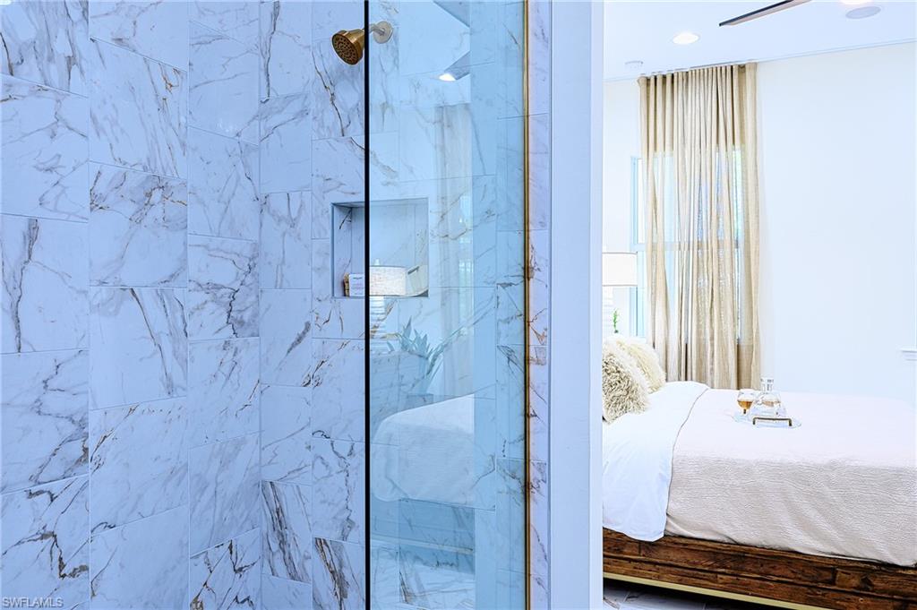 ISLES OF COLLIER PRESERVE - Residential