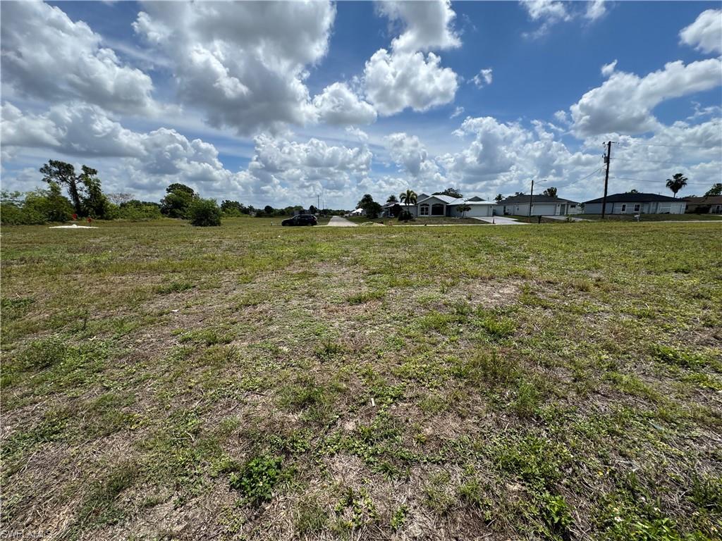CAPE CORAL - Land