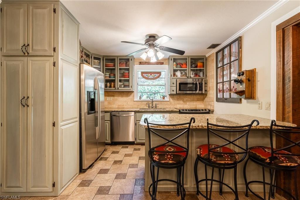 RUSSELL PARK - Residential