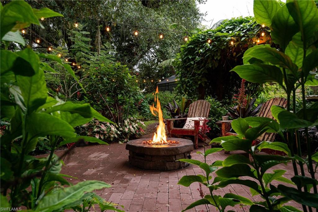 RUSSELL PARK - Residential