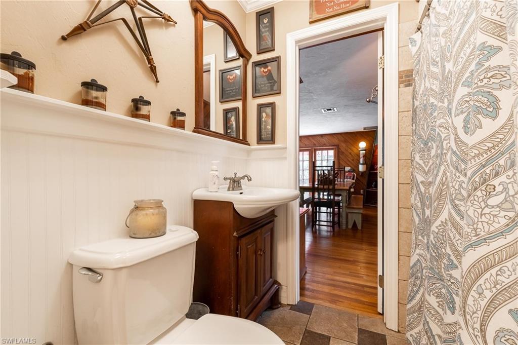 RUSSELL PARK - Residential