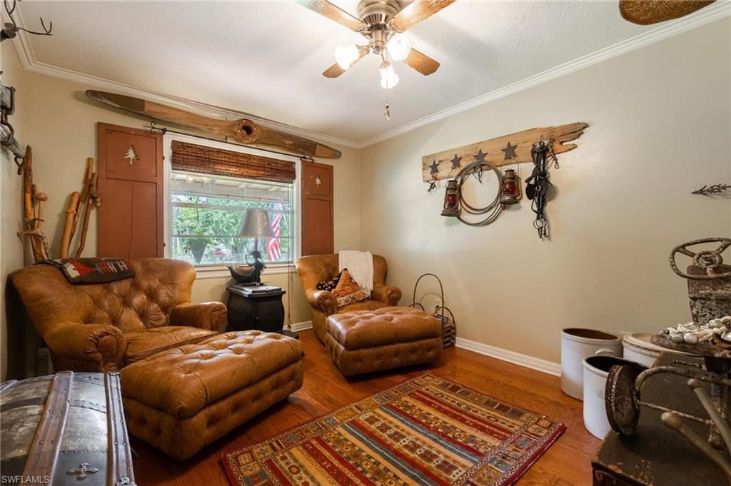 RUSSELL PARK - Residential