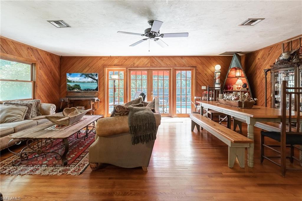 RUSSELL PARK - Residential