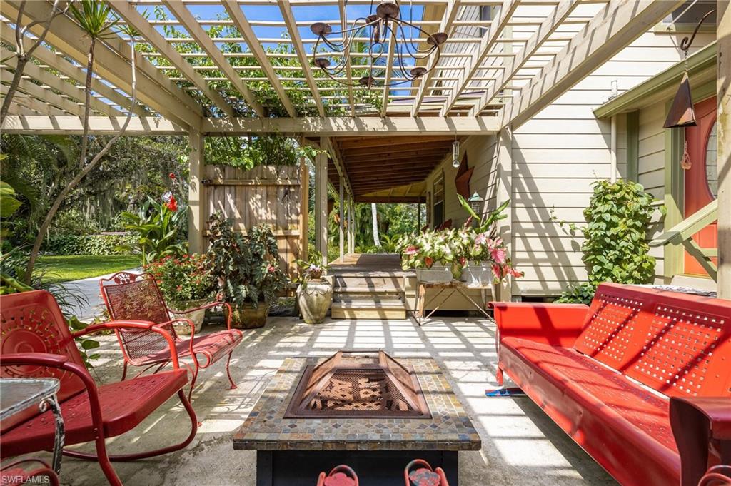 RUSSELL PARK - Residential