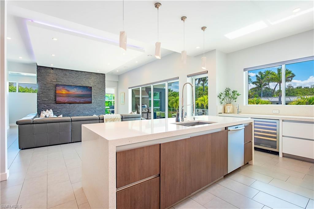 1807 Snook DR