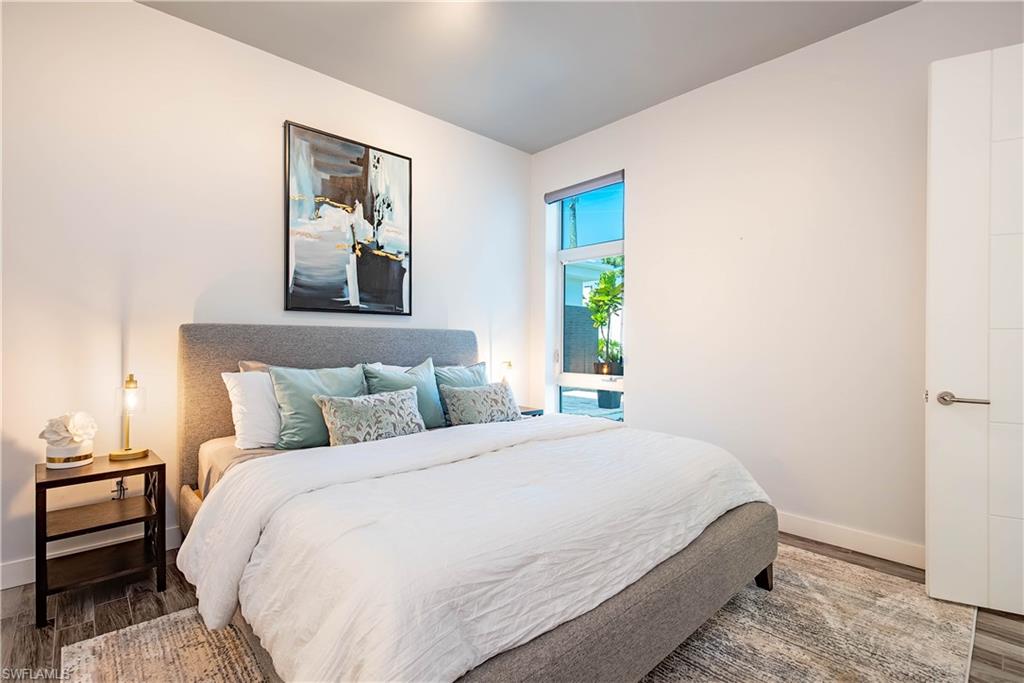 ROYAL HARBOR - Residential