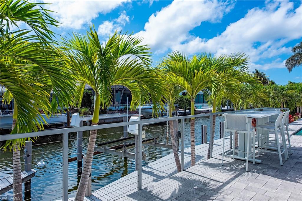 ROYAL HARBOR - Residential