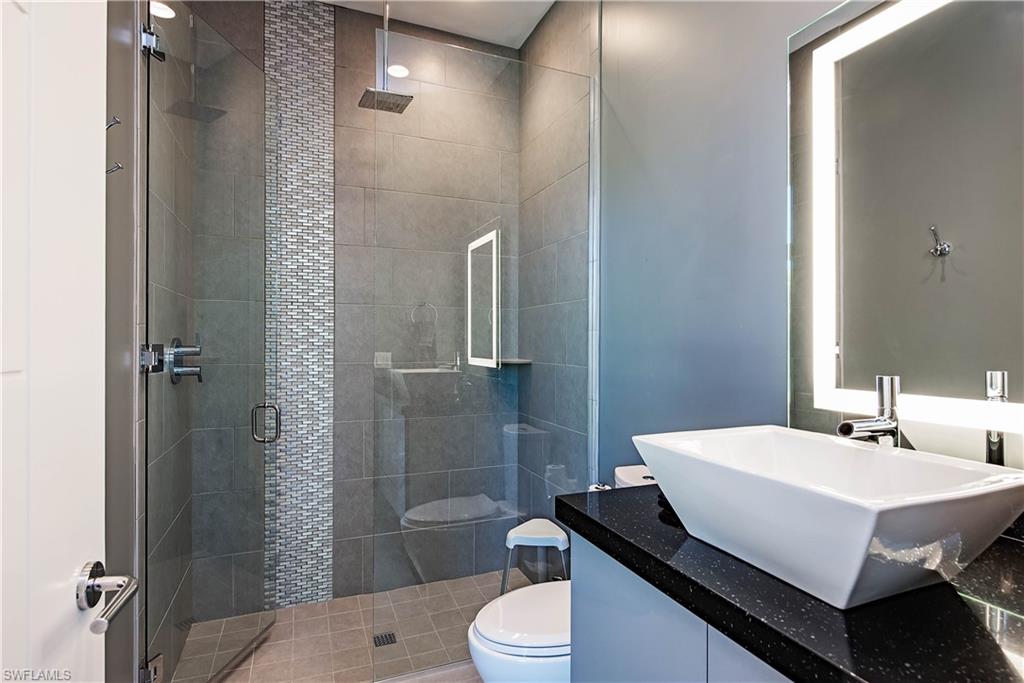 ROYAL HARBOR - Residential