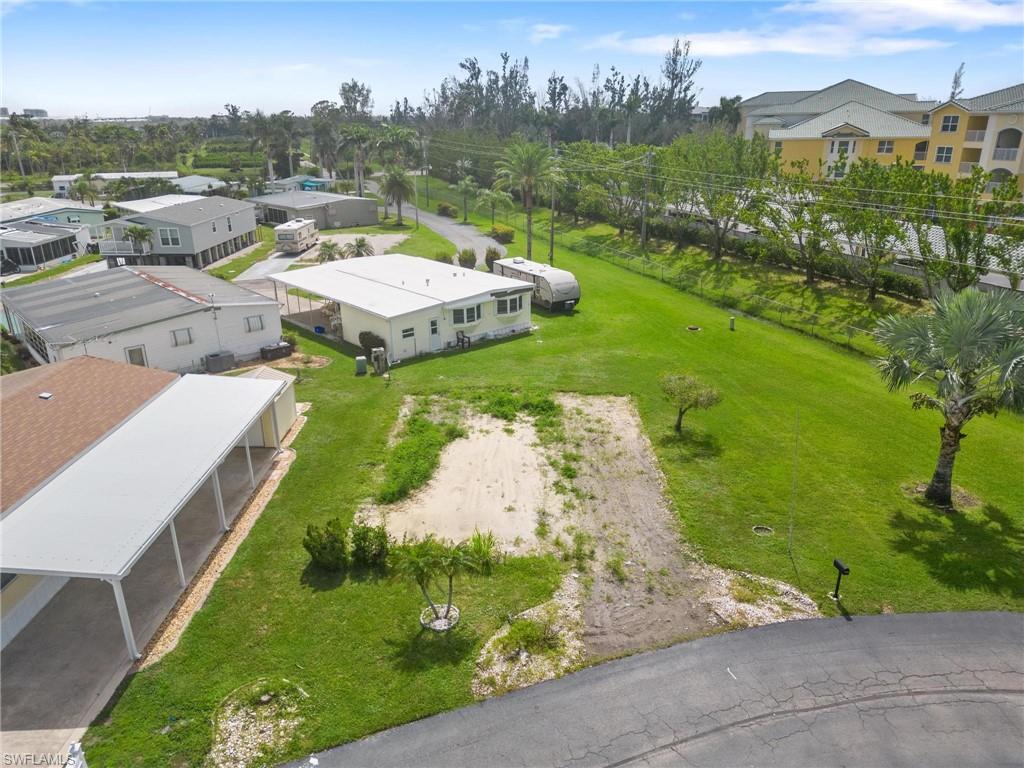 THUNDERBIRD MOBILE HOMES - Land