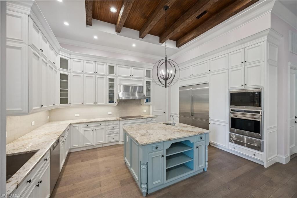 MONTEREY - Residential