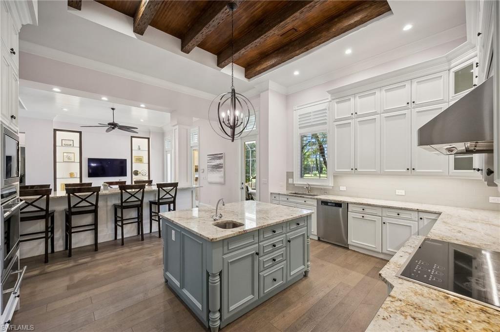 MONTEREY - Residential