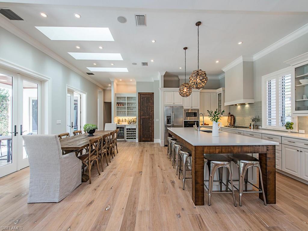 OLDE NAPLES - Residential