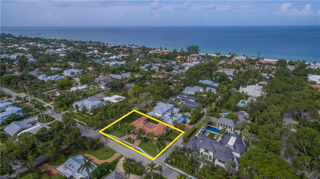 OLDE NAPLES - Residential