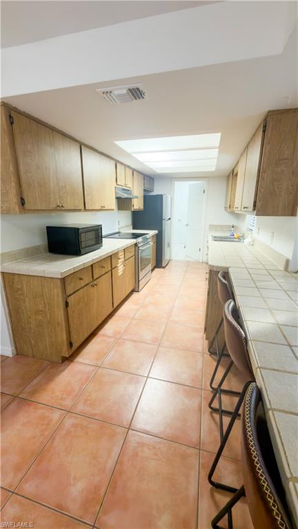 GOLDEN GATE ESTATES - Residential Lease