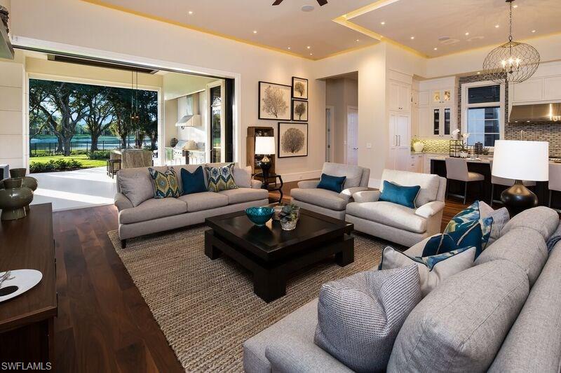 QUAIL WEST - Residential