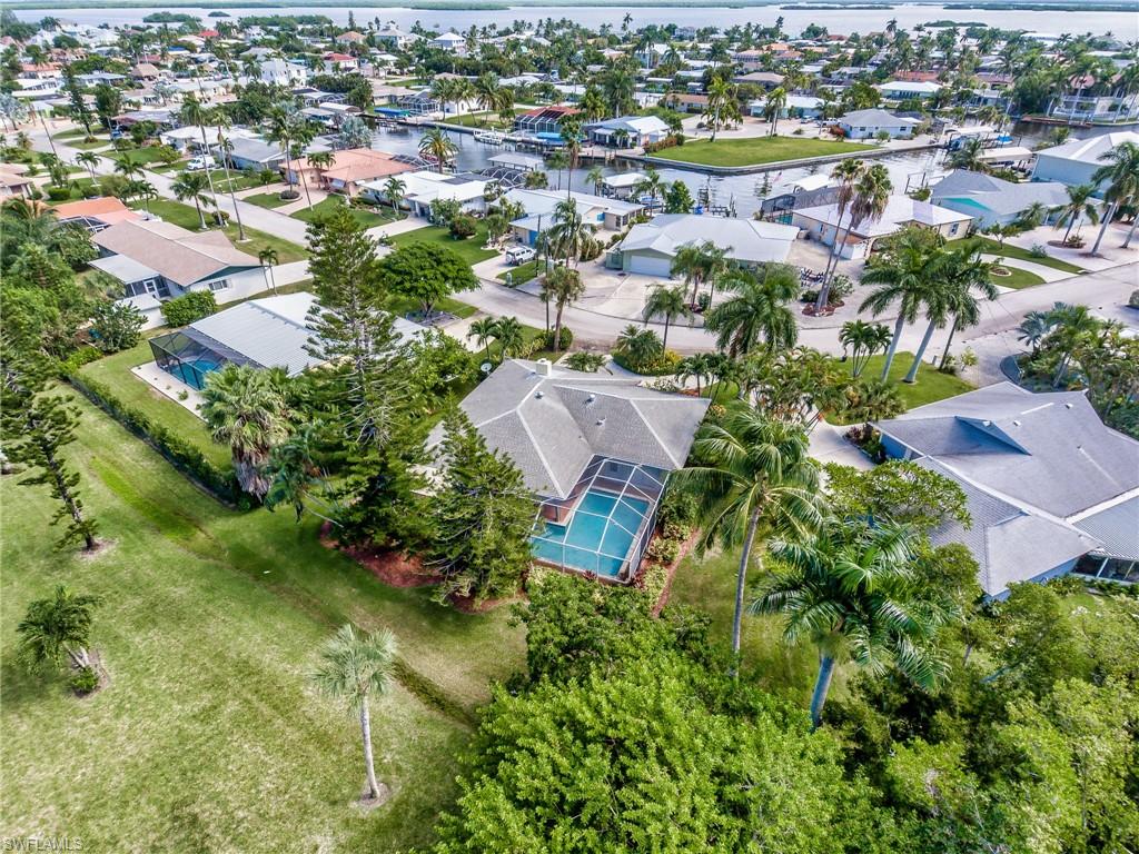 FAIRVIEW ISLES - Residential