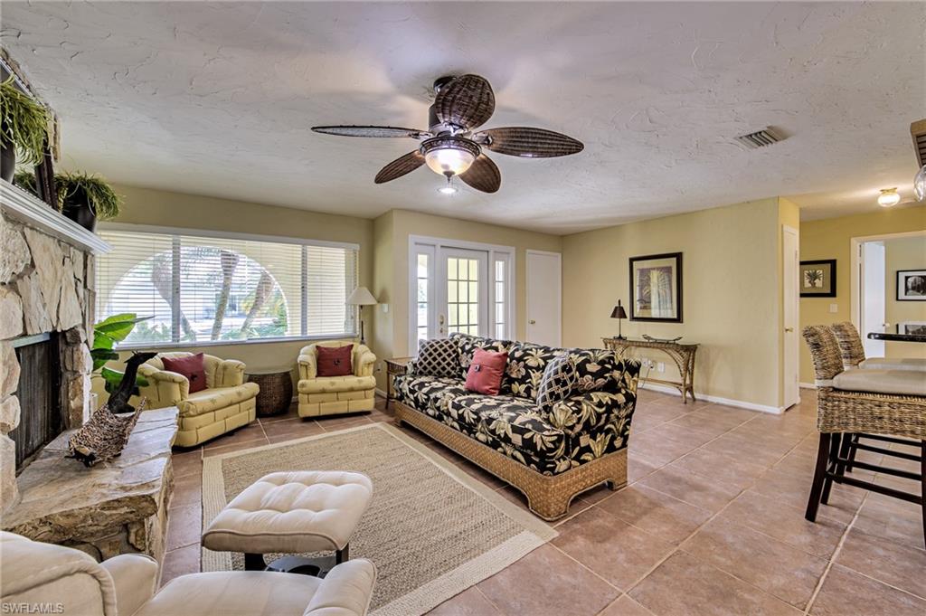 FAIRVIEW ISLES - Residential