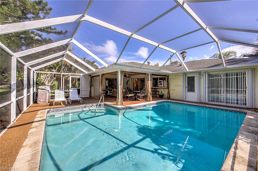 FAIRVIEW ISLES - Residential