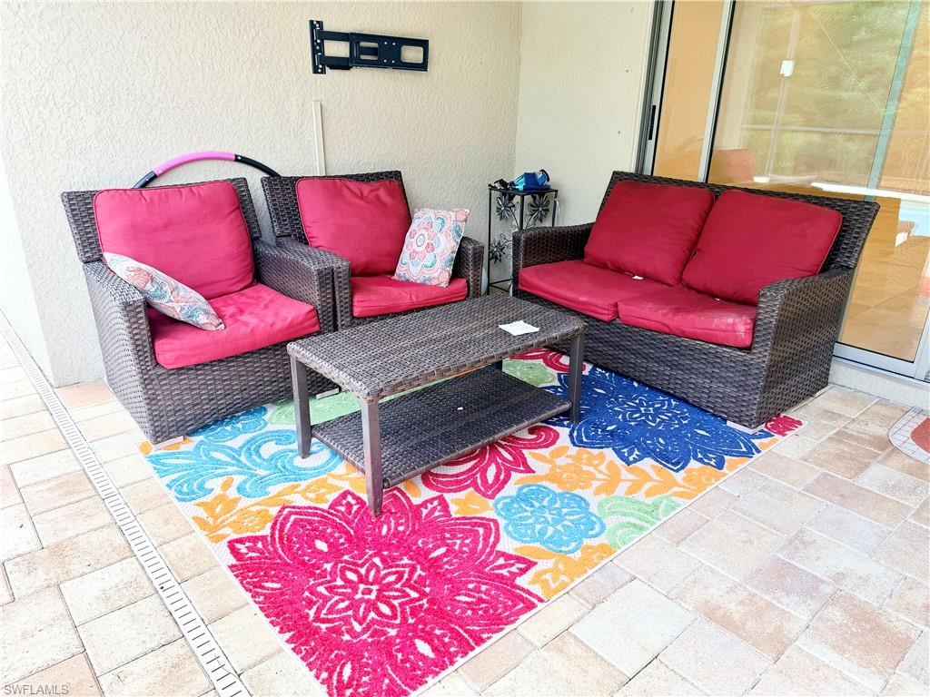 BARRINGTON COVE - Residential Lease