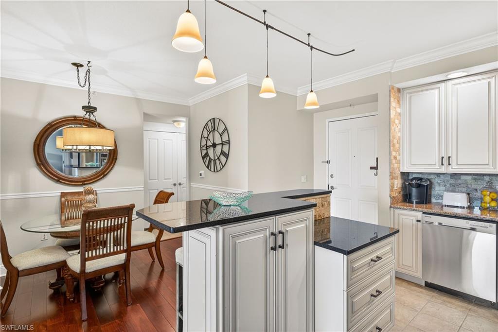 ALTA MAR - Residential Lease