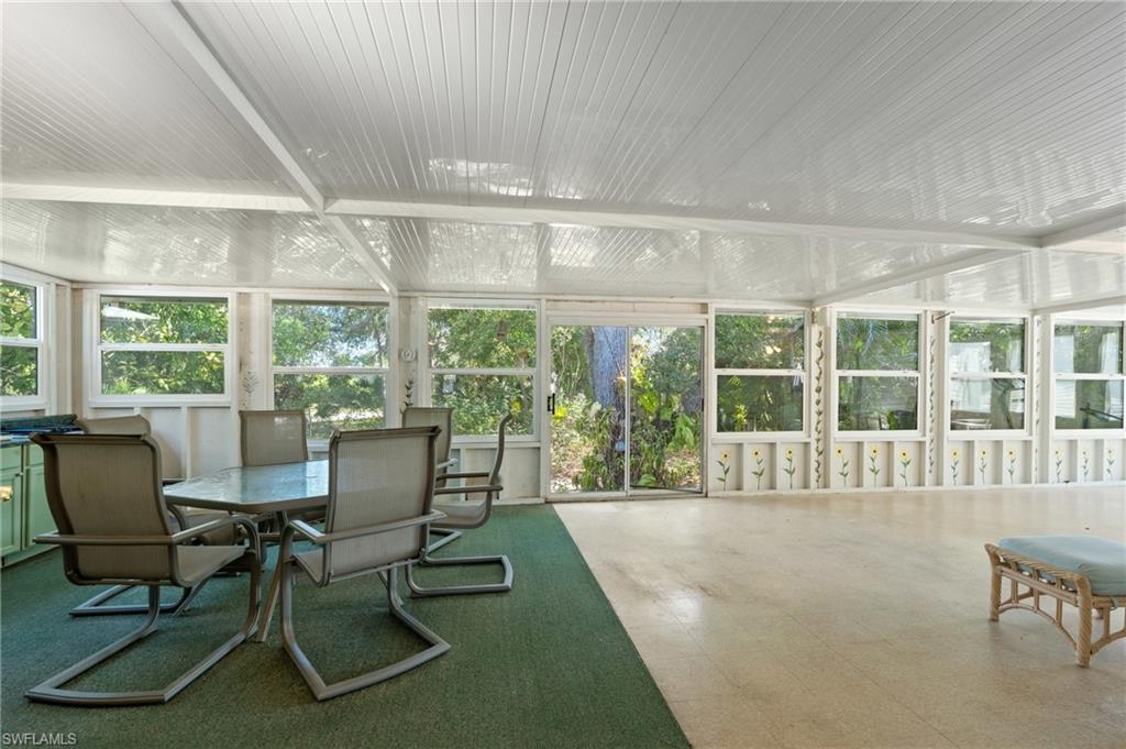 RIVERWOOD - Residential