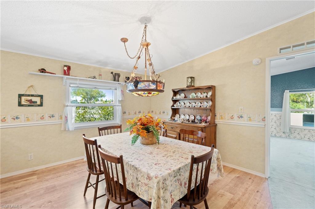 RIVERWOOD - Residential