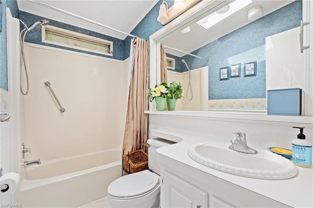 RIVERWOOD - Residential