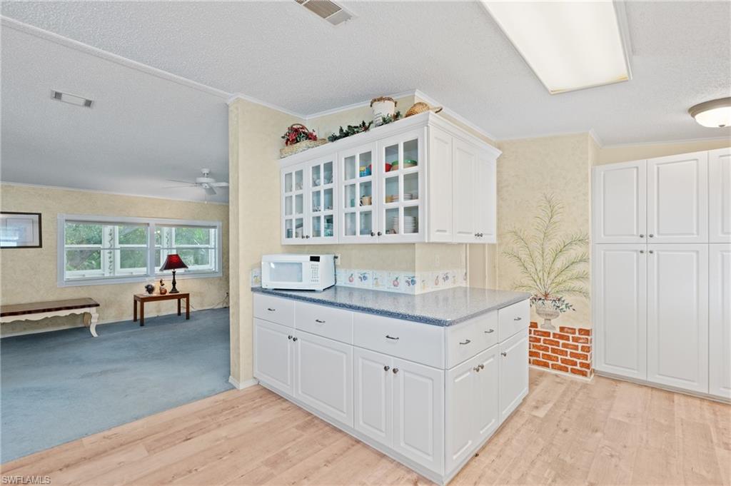 RIVERWOOD - Residential