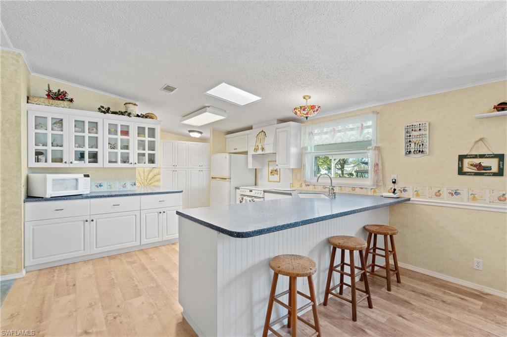 RIVERWOOD - Residential