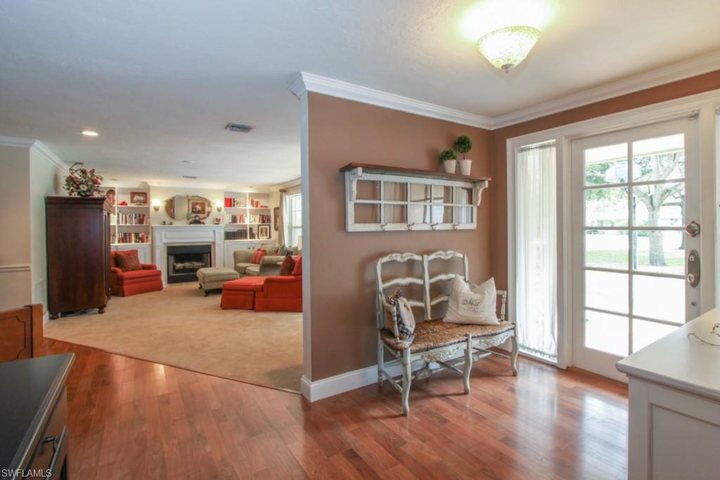 COUNTRY CLUB ESTATES - Residential