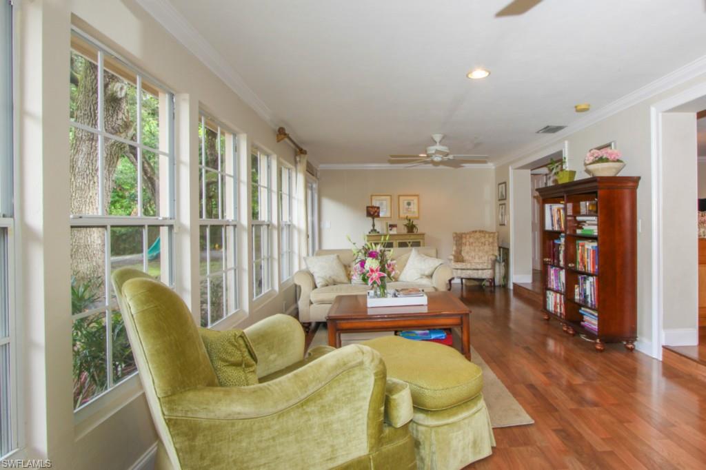 COUNTRY CLUB ESTATES - Residential