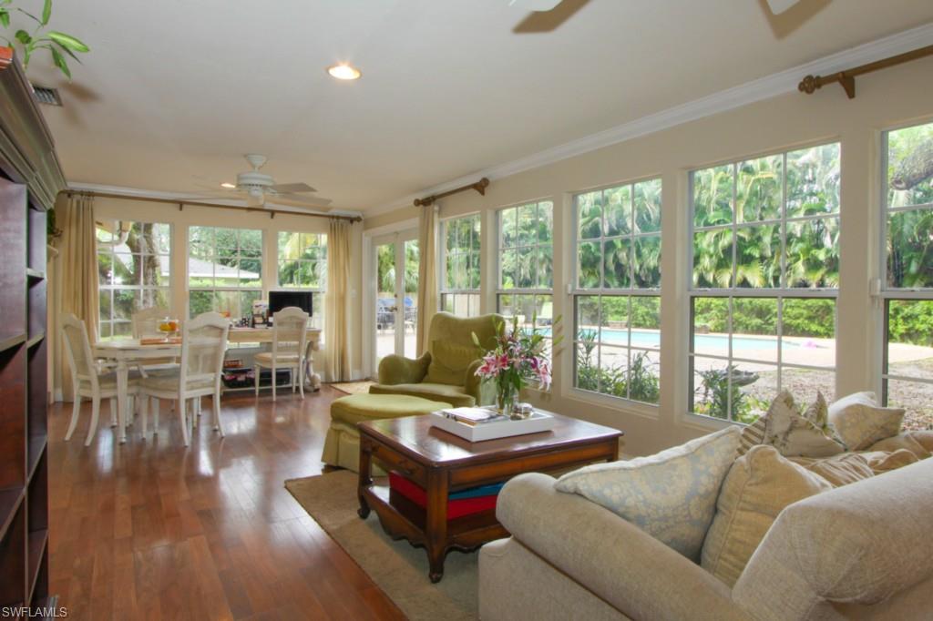 COUNTRY CLUB ESTATES - Residential