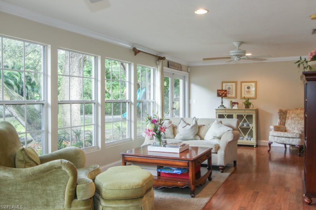 COUNTRY CLUB ESTATES - Residential