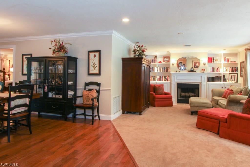 COUNTRY CLUB ESTATES - Residential