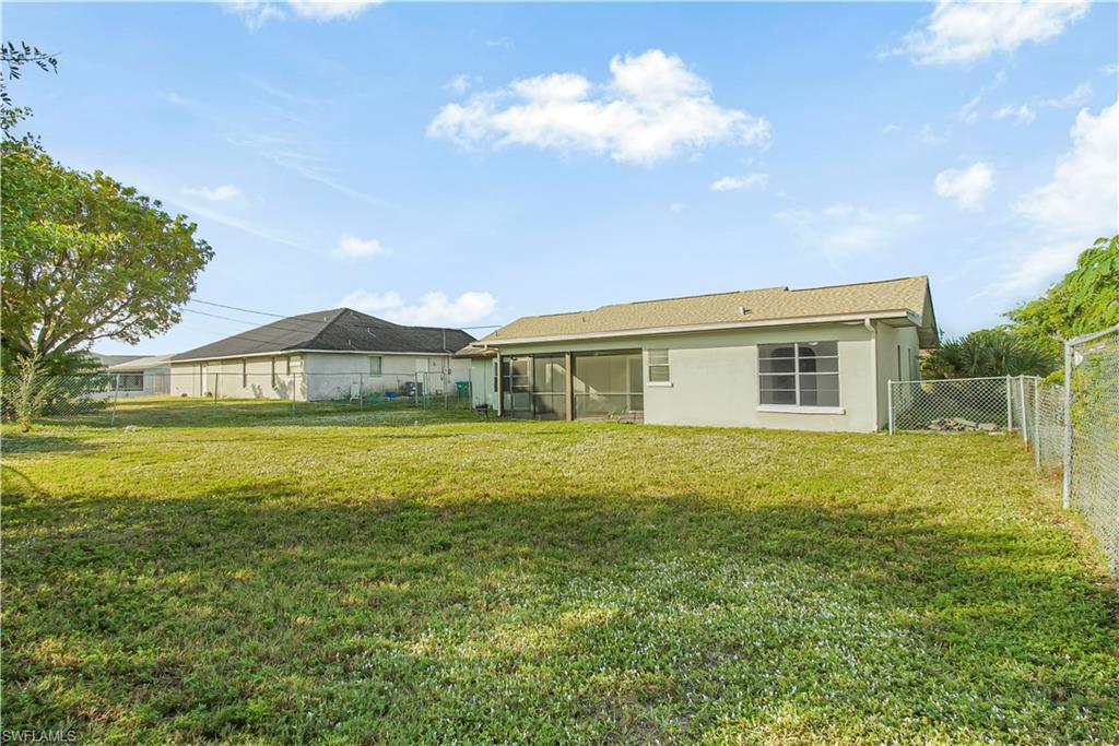 CAPE CORAL - Residential