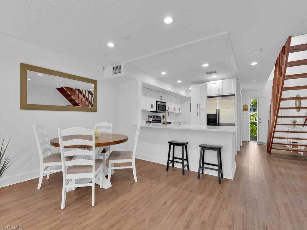 PELICAN RIDGE - Residential