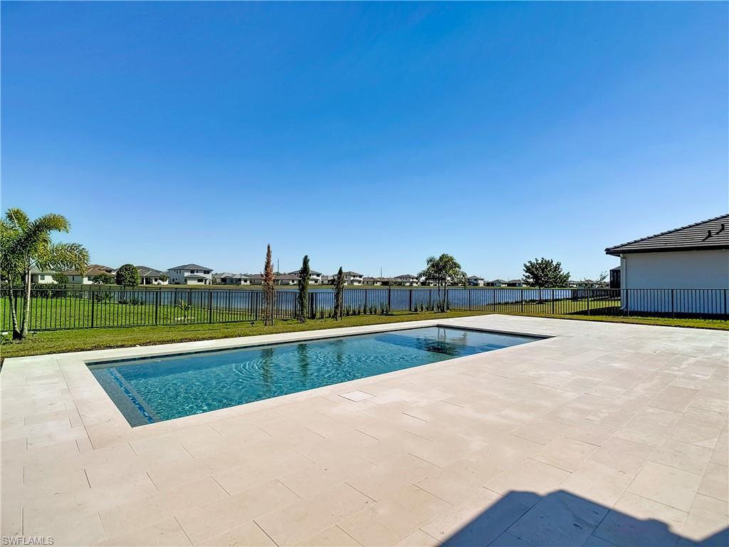 MAPLE RIDGE - Residential Lease