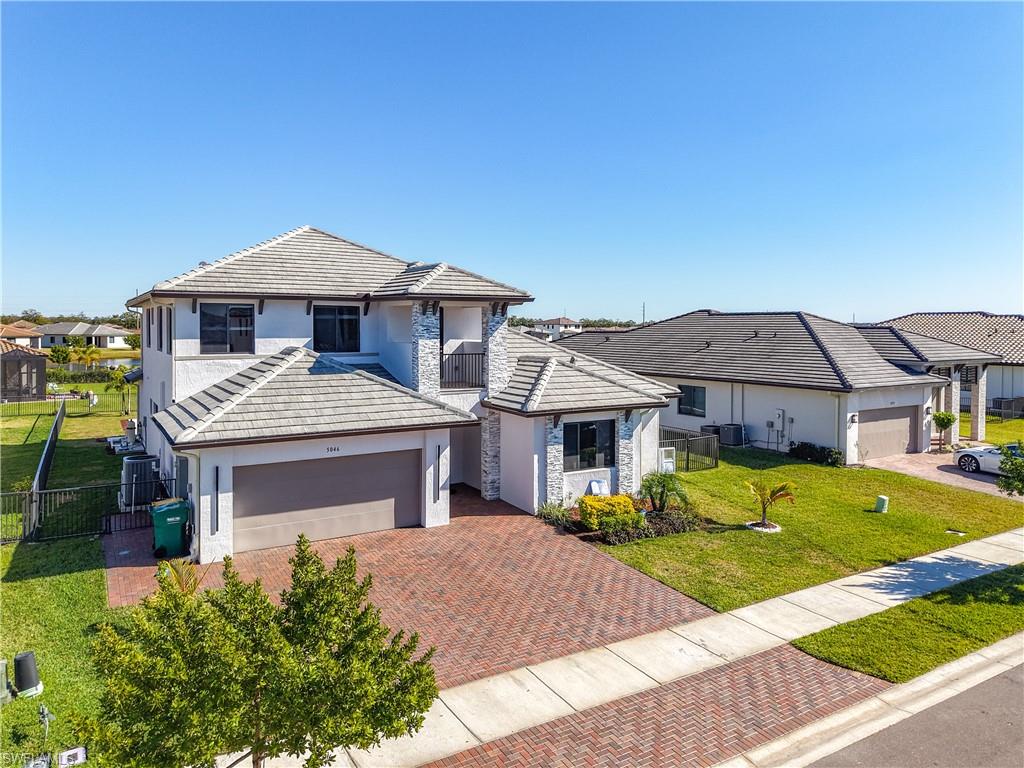 MAPLE RIDGE - Residential Lease