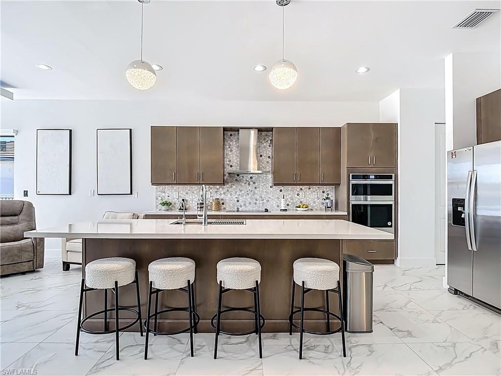 MAPLE RIDGE - Residential Lease