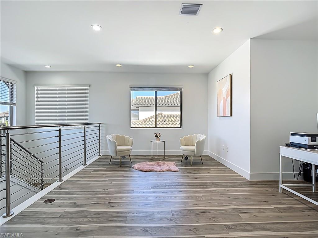 MAPLE RIDGE - Residential Lease